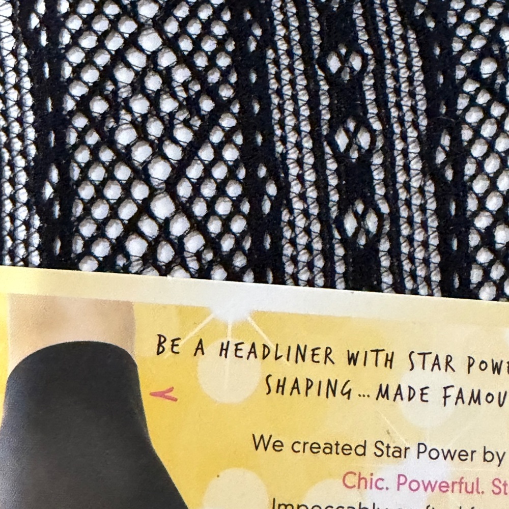 New Star Power By Spanx Patterned Shaping Tights Black Size C~ 140-180 lbs. NIP - Picture 4 of 5